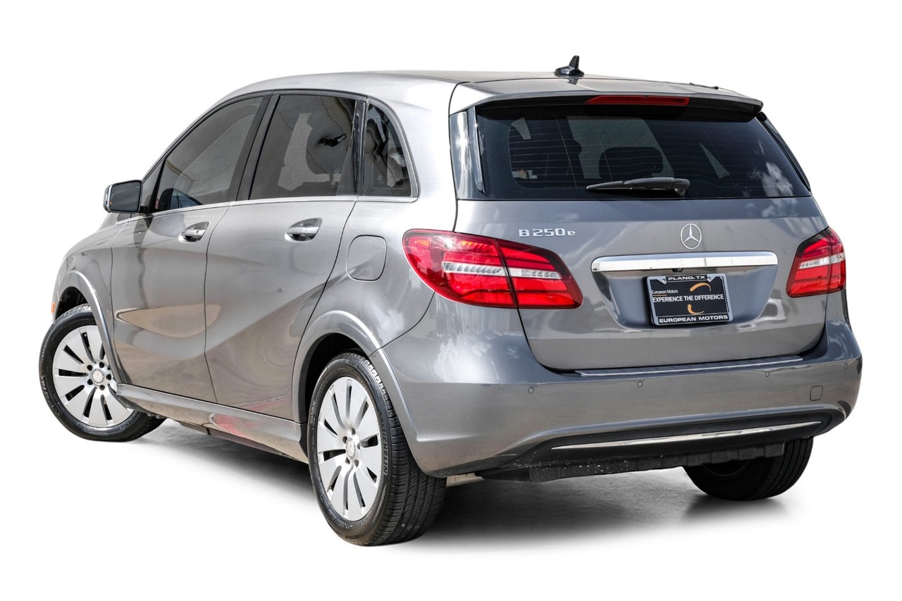 Mercedes-Benz B-Class Vehicle Main Gallery Image 10