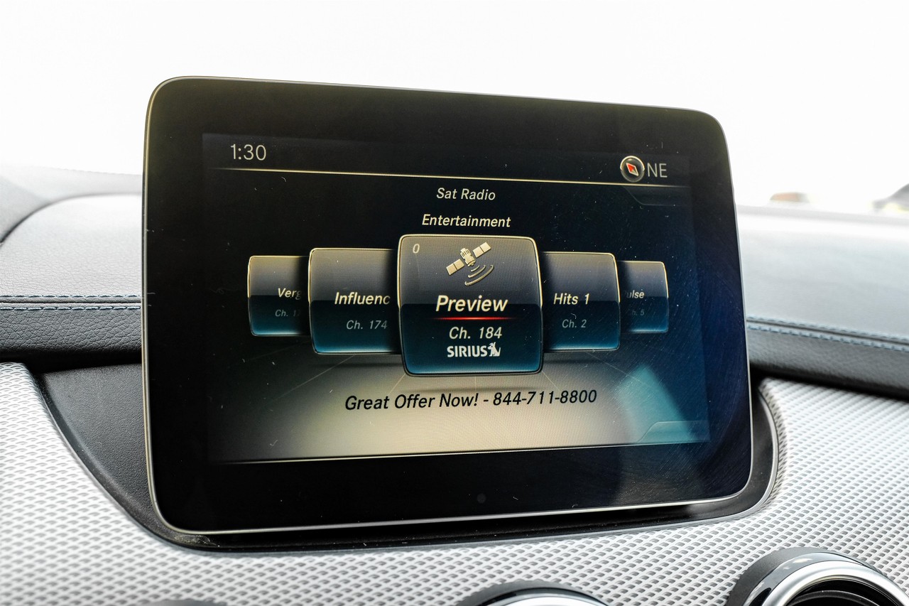 Mercedes-Benz B-Class Vehicle Main Gallery Image 28