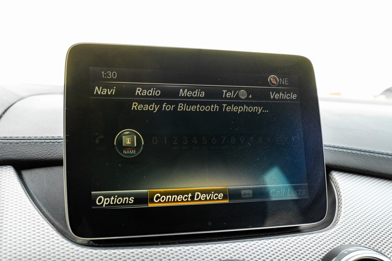 Mercedes-Benz B-Class Vehicle Main Gallery Image 30
