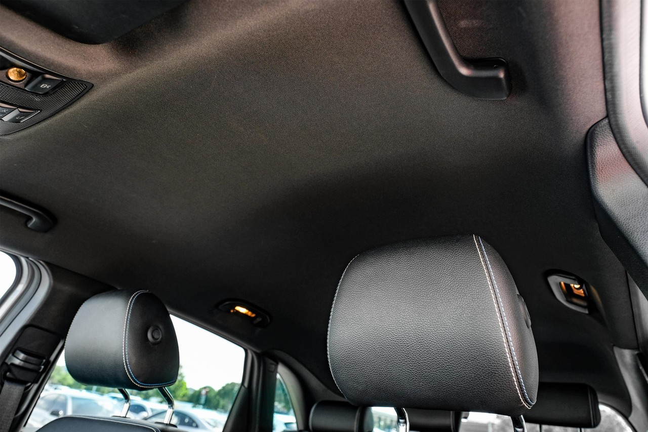 Mercedes-Benz B-Class Vehicle Main Gallery Image 31