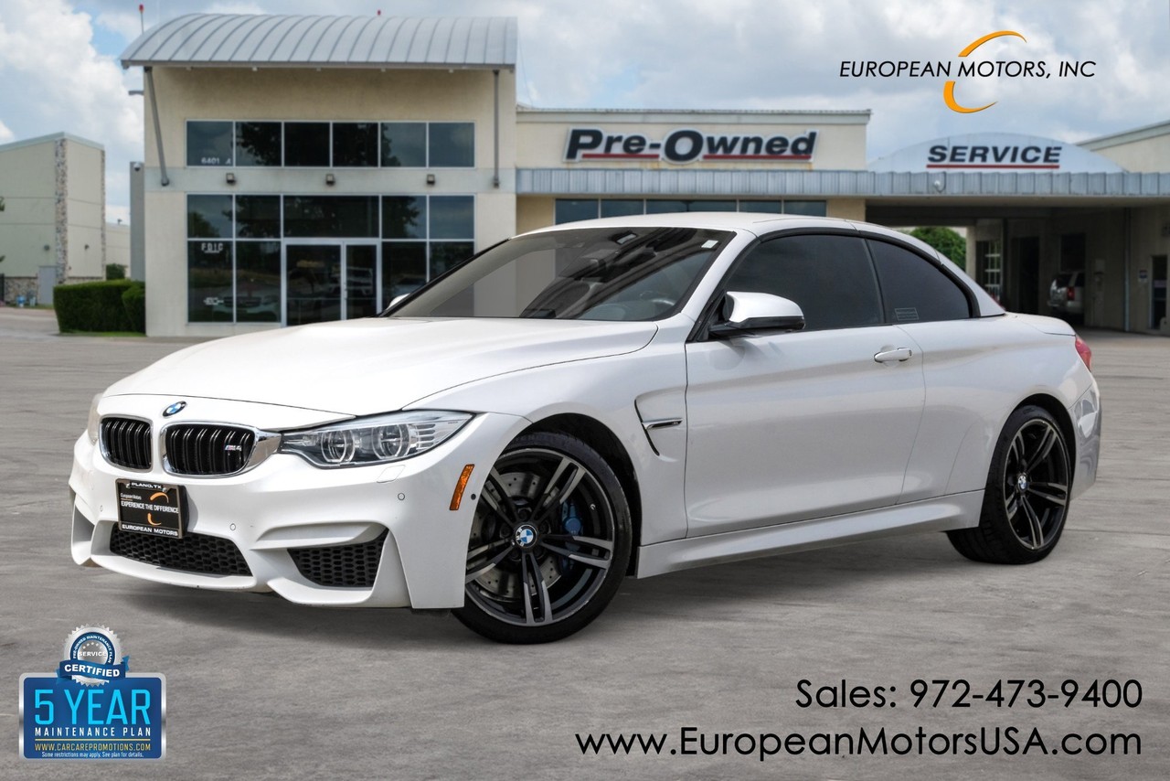 BMW M4 Vehicle Main Gallery Image 01