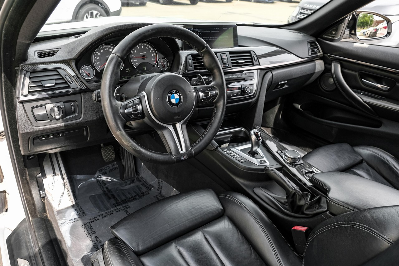 BMW M4 Vehicle Main Gallery Image 03