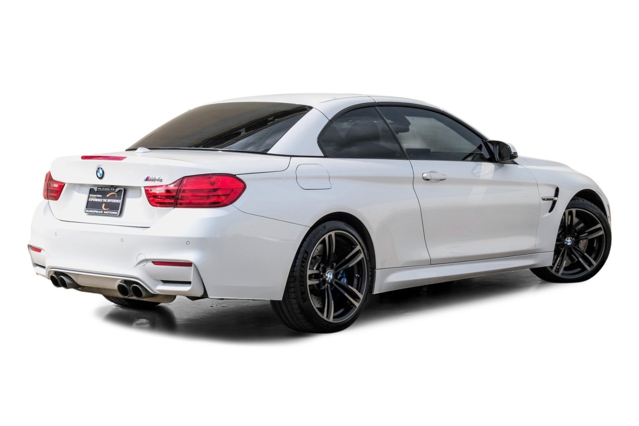 BMW M4 Vehicle Main Gallery Image 08