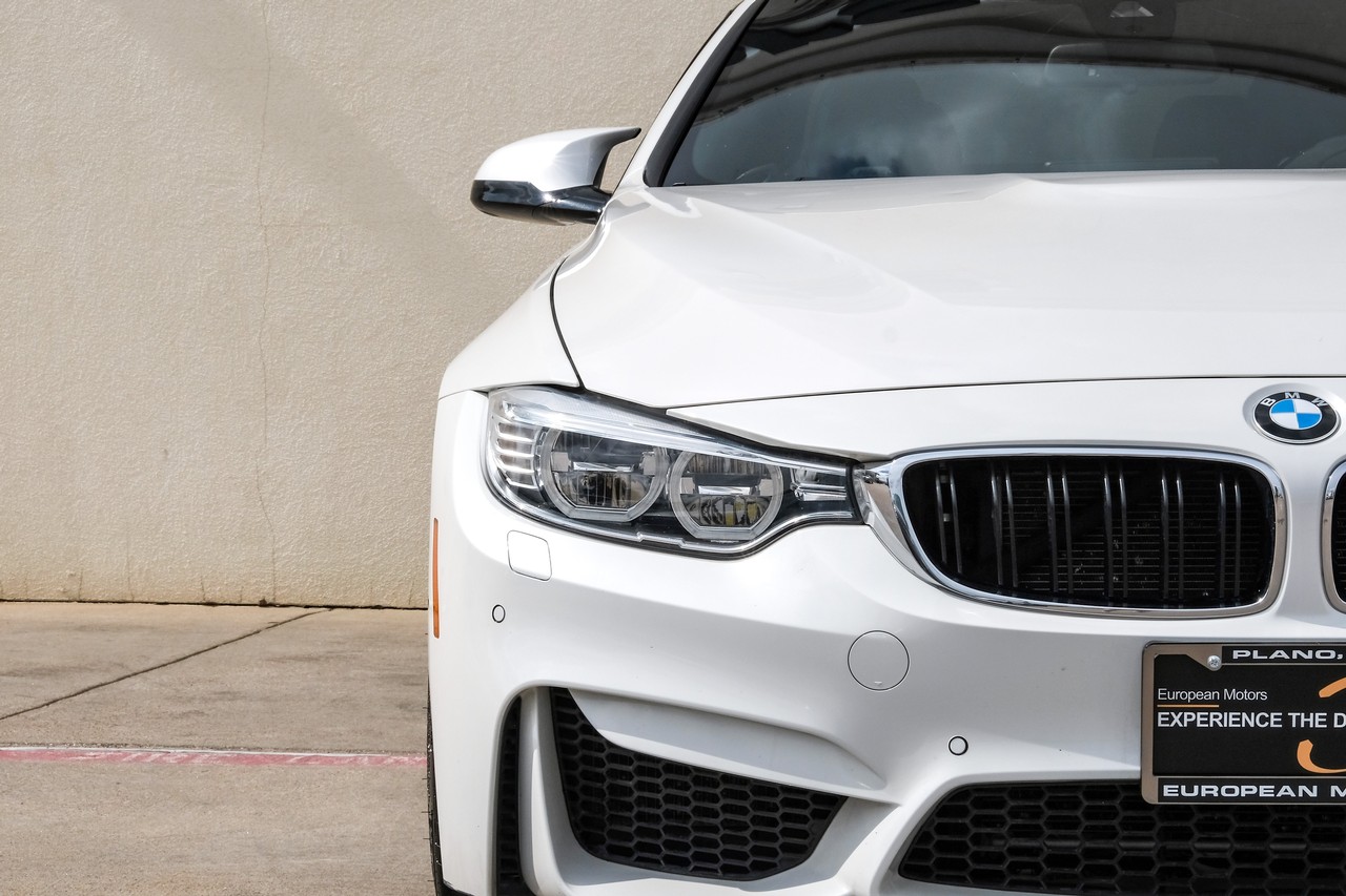 BMW M4 Vehicle Main Gallery Image 43