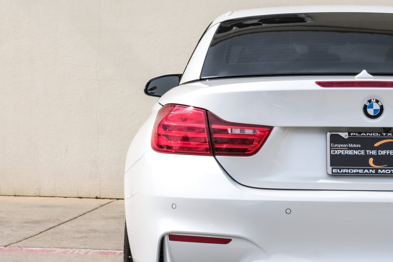 BMW M4 Vehicle Main Gallery Image 44