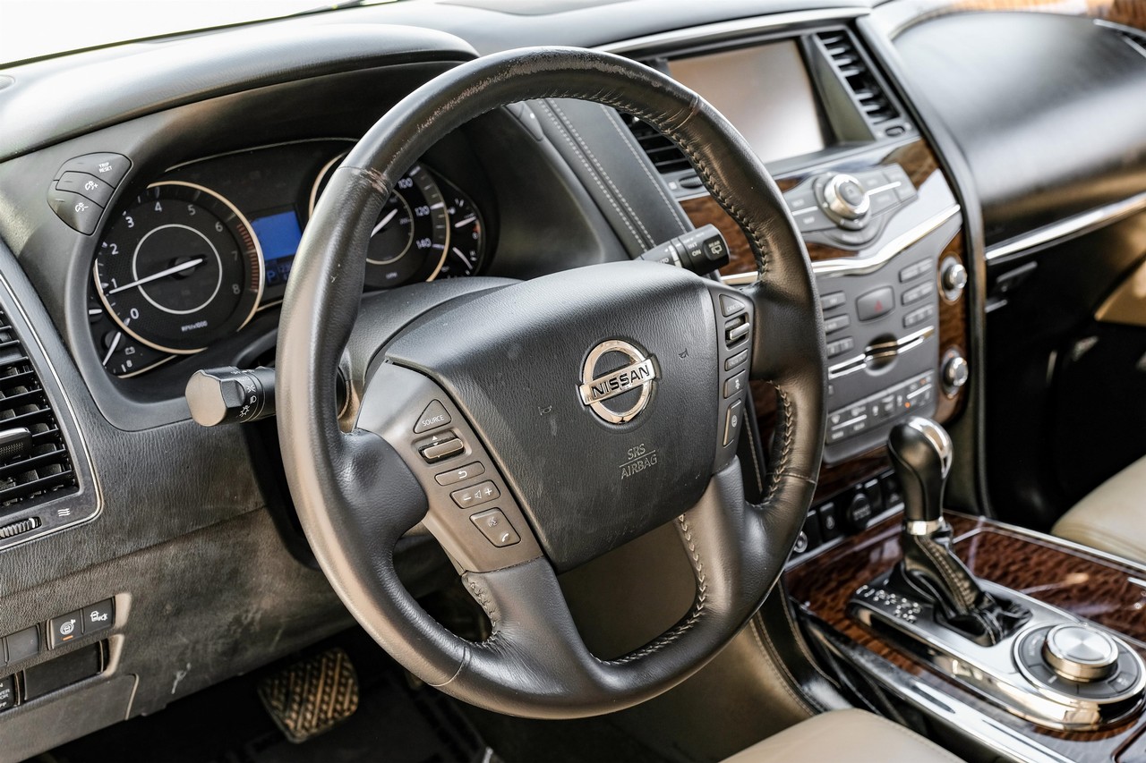 Nissan Armada Vehicle Main Gallery Image 16