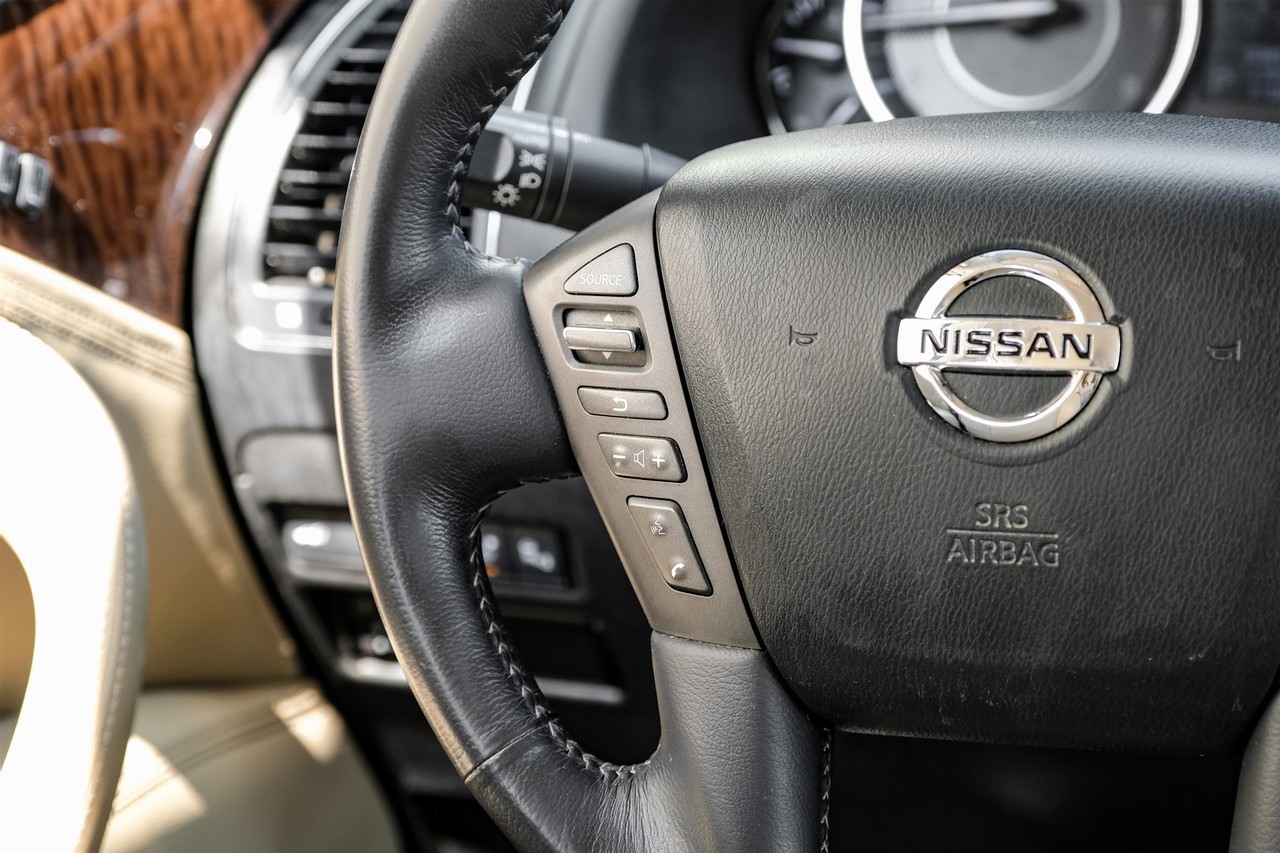 Nissan Armada Vehicle Main Gallery Image 18