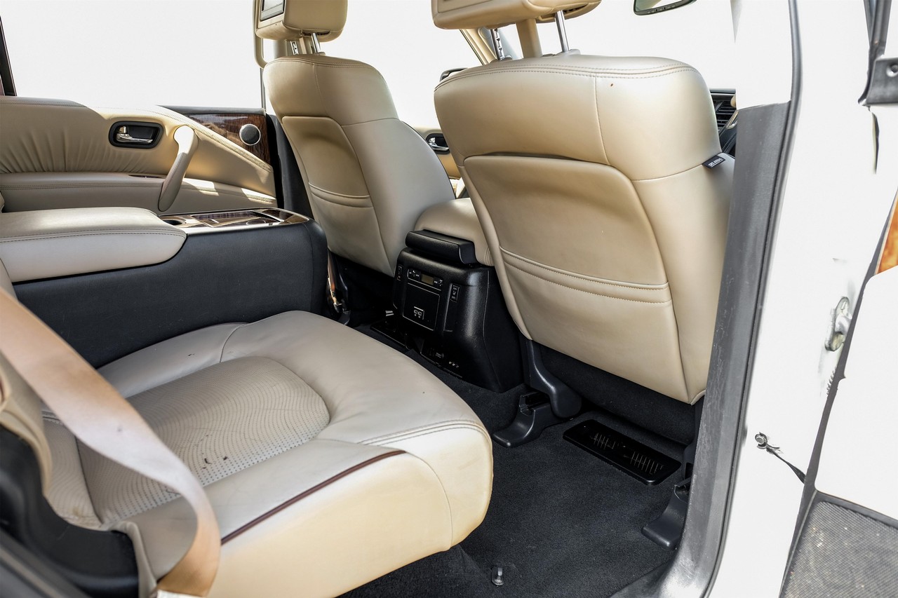 Nissan Armada Vehicle Main Gallery Image 37