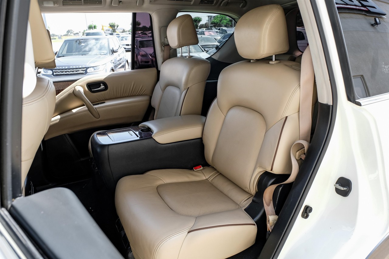Nissan Armada Vehicle Main Gallery Image 39