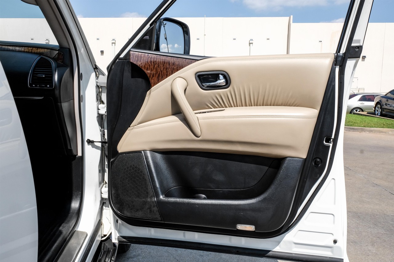 Nissan Armada Vehicle Main Gallery Image 46