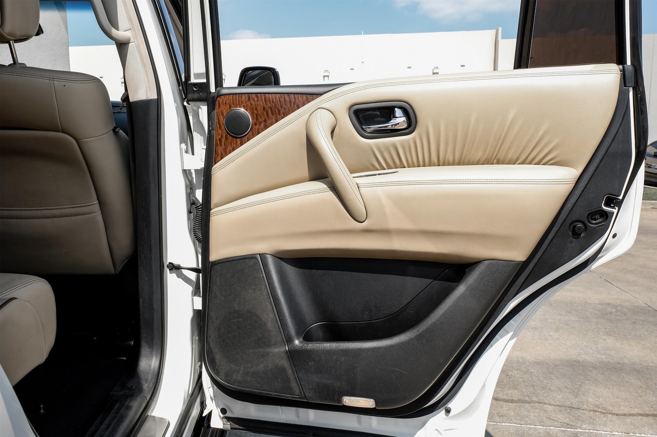 Nissan Armada Vehicle Main Gallery Image 48