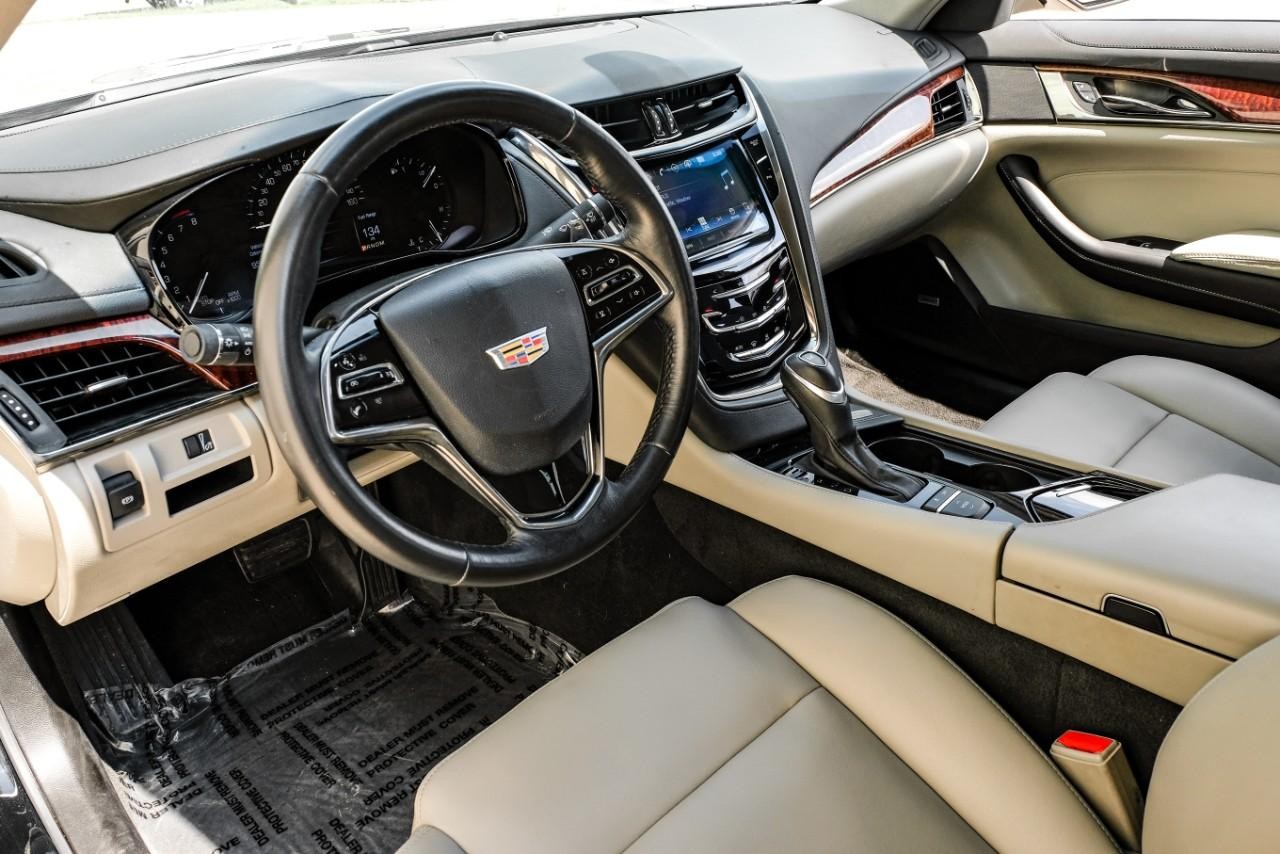 Cadillac CTS Vehicle Main Gallery Image 03