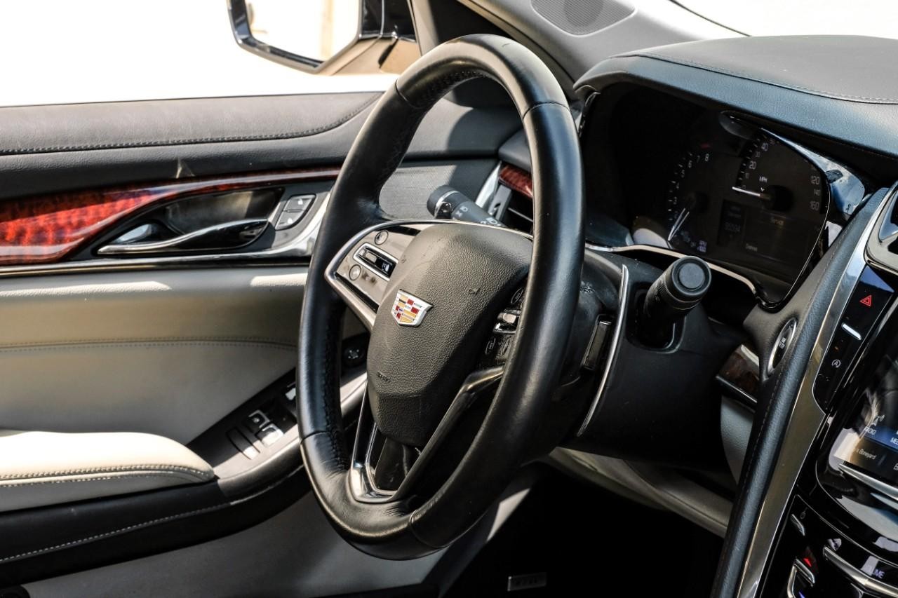 Cadillac CTS Vehicle Main Gallery Image 13
