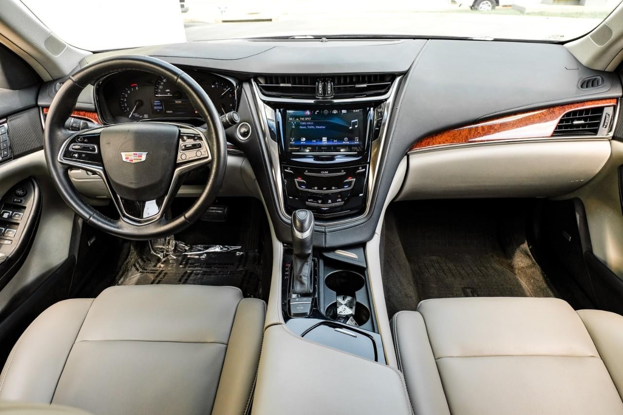 Cadillac CTS Vehicle Main Gallery Image 14