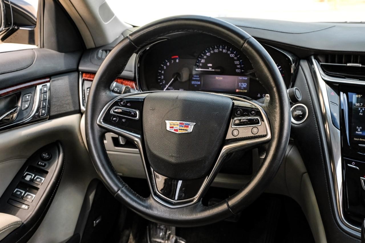 Cadillac CTS Vehicle Main Gallery Image 16