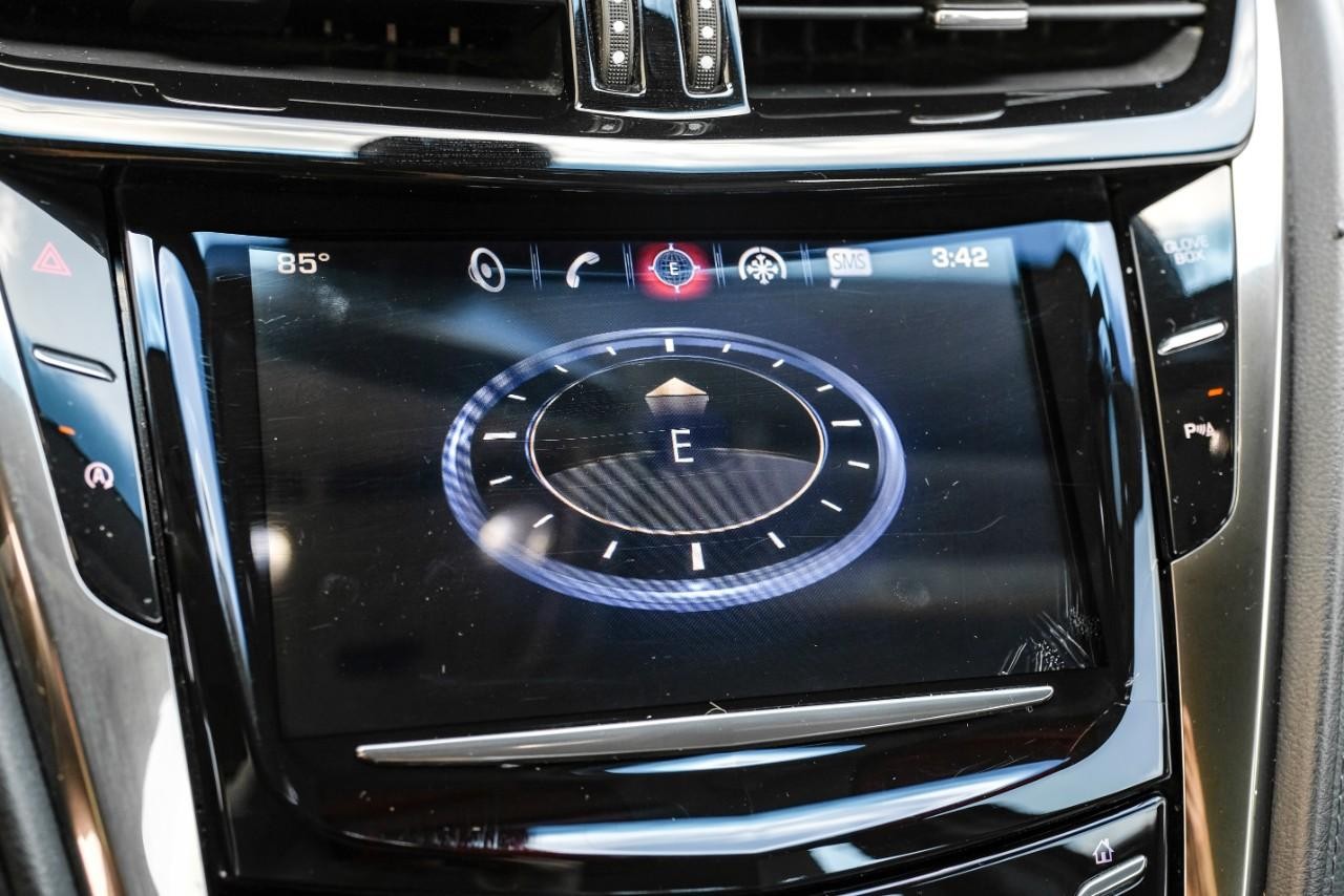 Cadillac CTS Vehicle Main Gallery Image 21