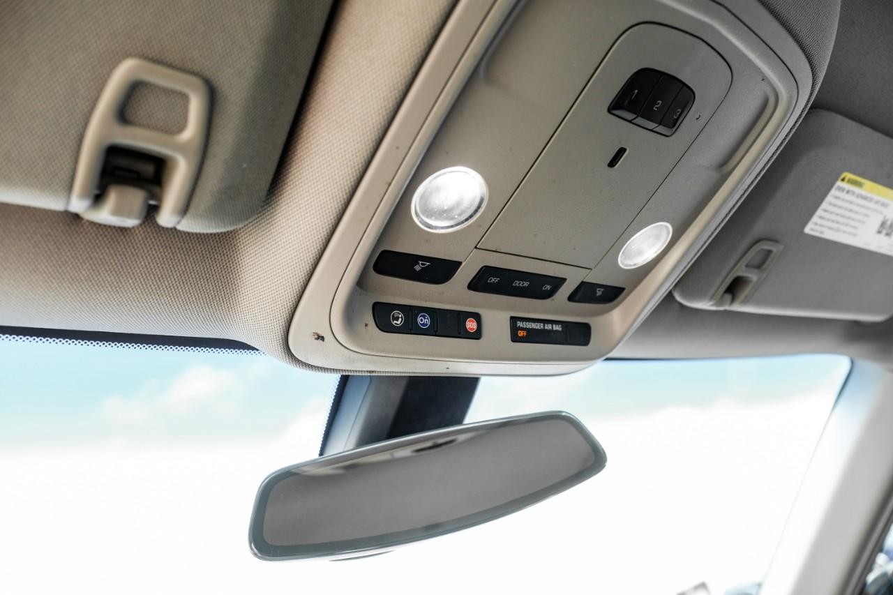 Cadillac CTS Vehicle Main Gallery Image 26
