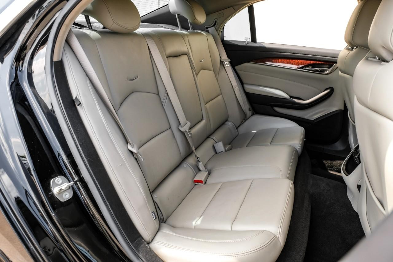 Cadillac CTS Vehicle Main Gallery Image 32
