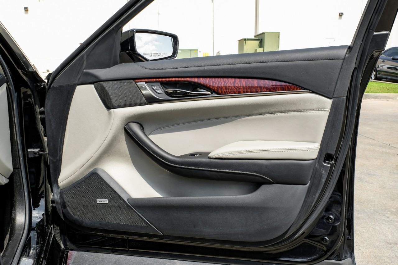 Cadillac CTS Vehicle Main Gallery Image 40
