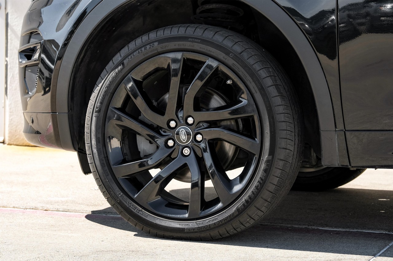 Land Rover Discovery Sport Vehicle Main Gallery Image 56