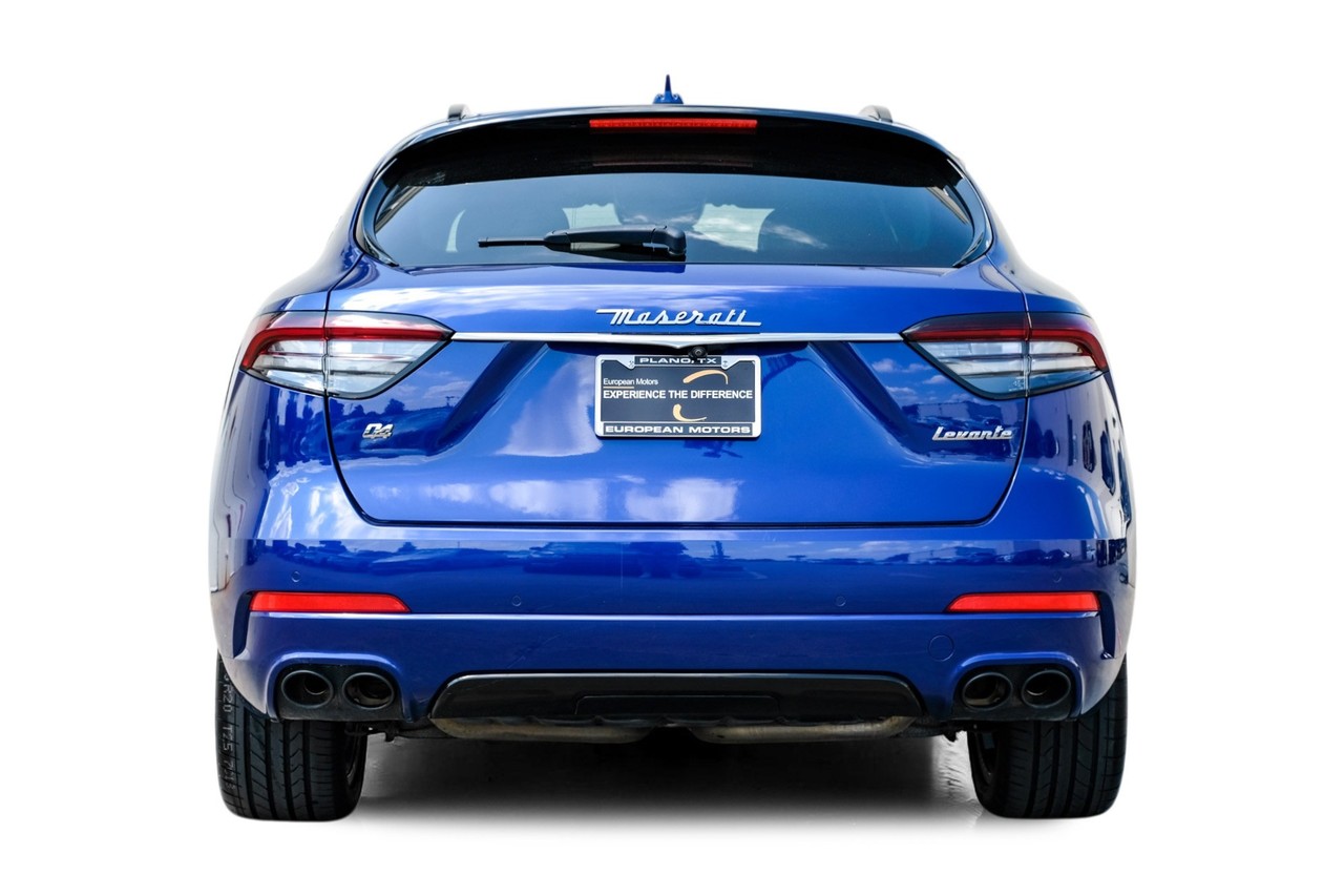 Maserati Levante Vehicle Main Gallery Image 10