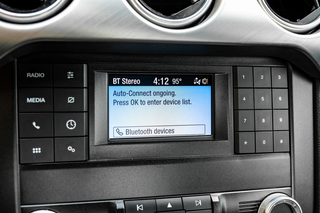 Ford Mustang Vehicle Main Gallery Image 27