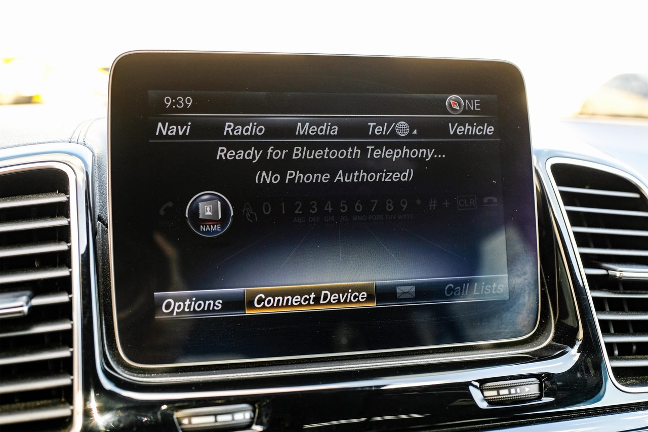 Mercedes-Benz GL 450 Vehicle Main Gallery Image 28