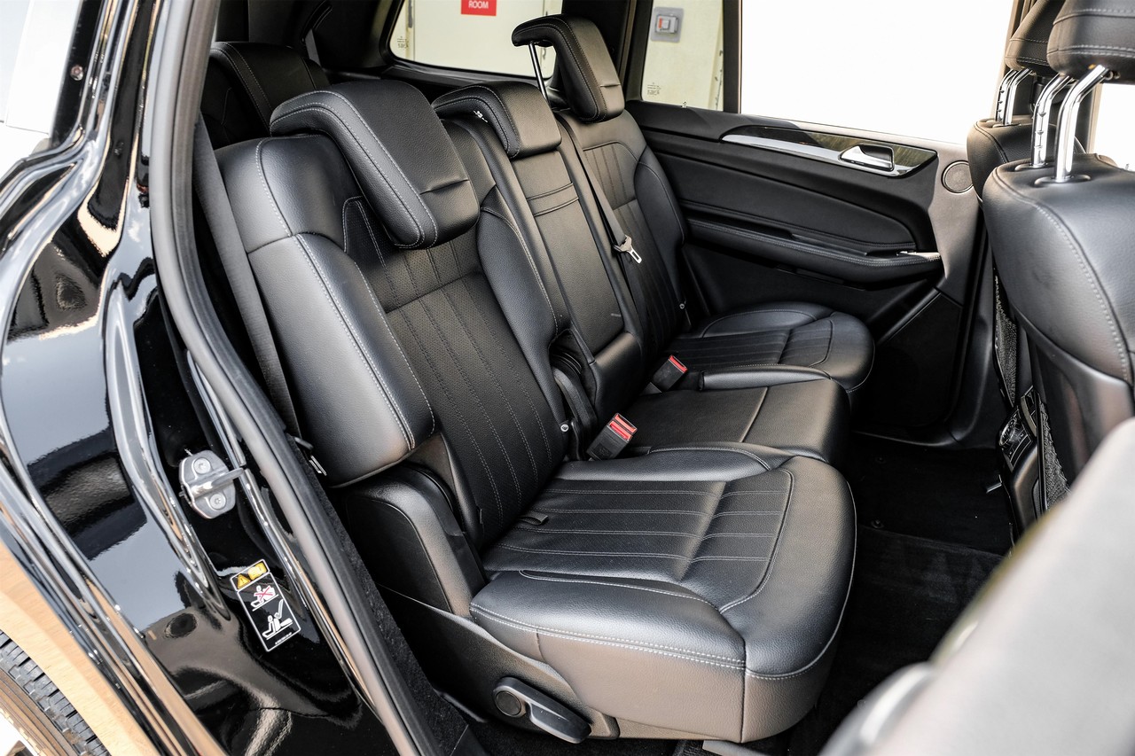 Mercedes-Benz GL 450 Vehicle Main Gallery Image 31
