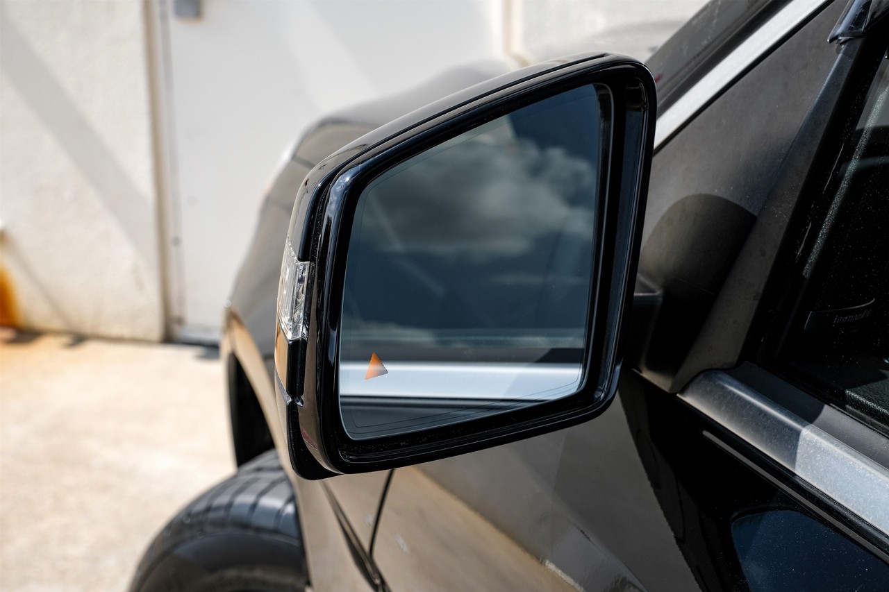 Mercedes-Benz GL 450 Vehicle Main Gallery Image 36