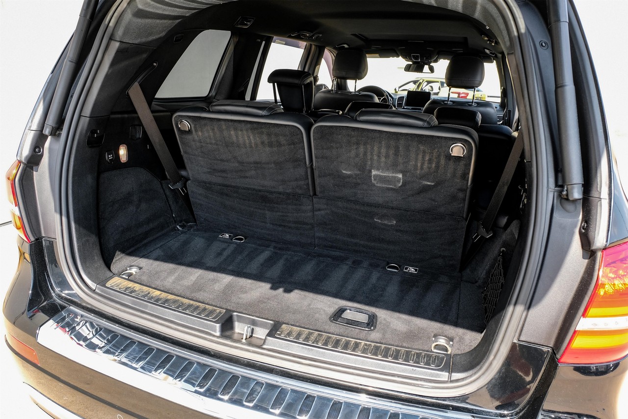 Mercedes-Benz GL 450 Vehicle Main Gallery Image 45