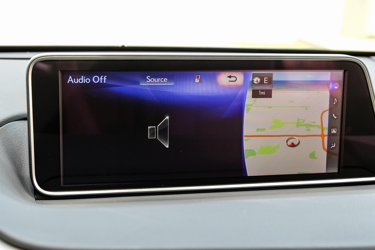 Lexus RX 350 Vehicle Main Gallery Image 31