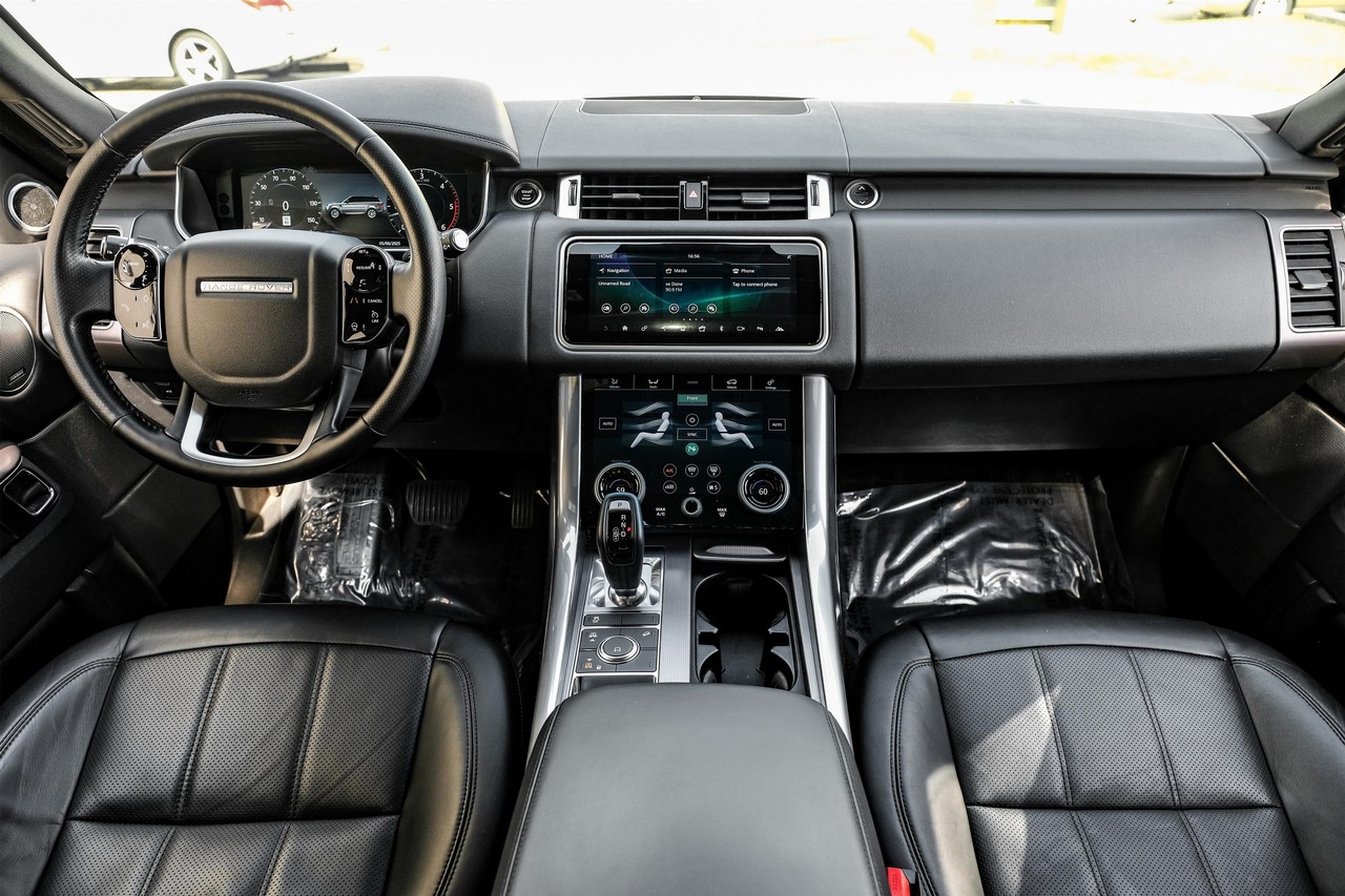 Land Rover Range Rover Sport Vehicle Main Gallery Image 15