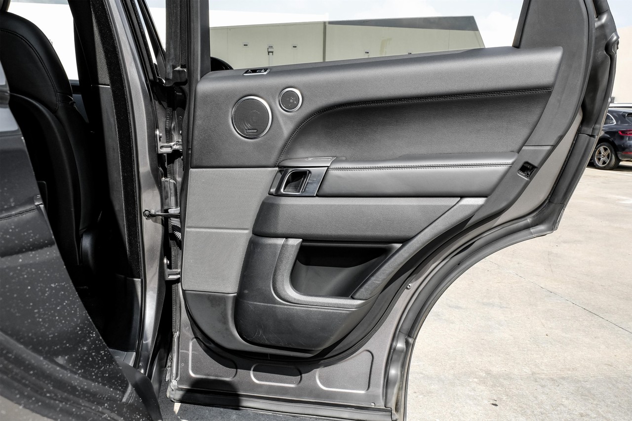 Land Rover Range Rover Sport Vehicle Main Gallery Image 43