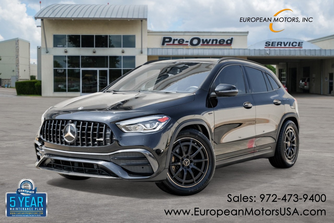 Mercedes-Benz GLA Vehicle Main Gallery Image 01