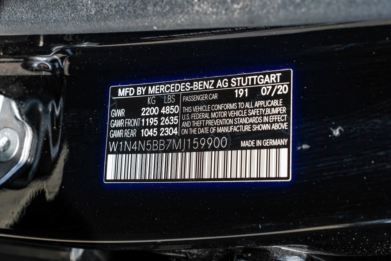 Mercedes-Benz GLA Vehicle Main Gallery Image 54
