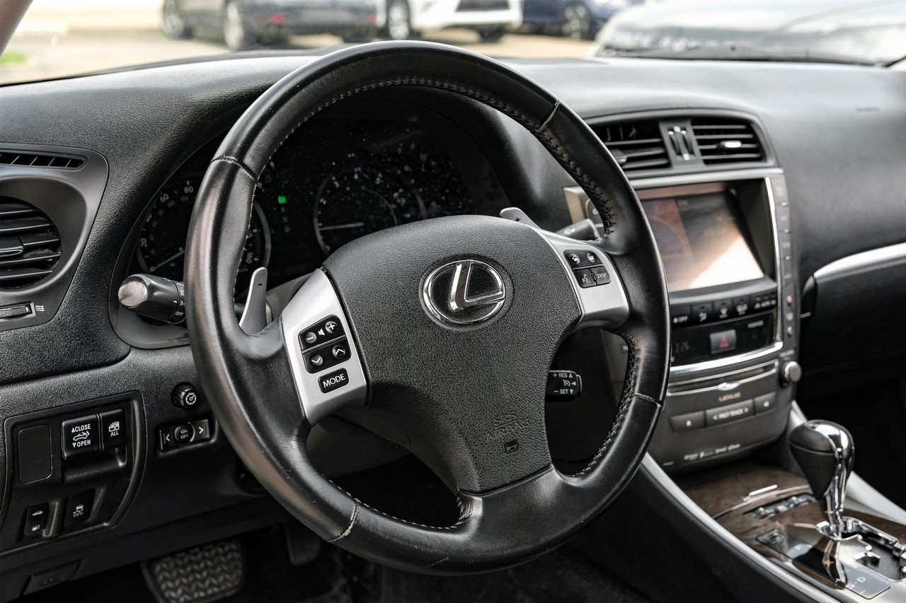 Lexus IS 350C Vehicle Main Gallery Image 14