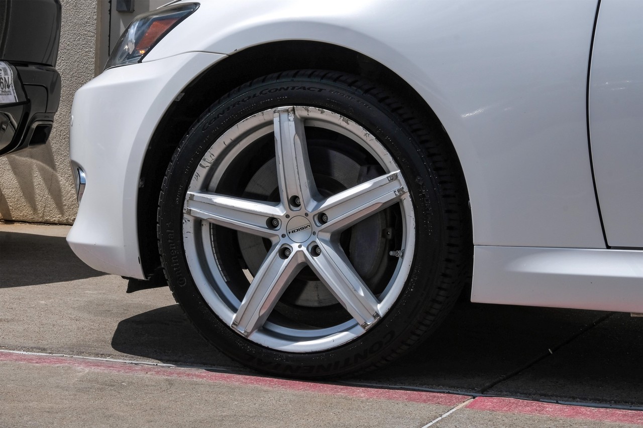 Lexus IS 350C Vehicle Main Gallery Image 52