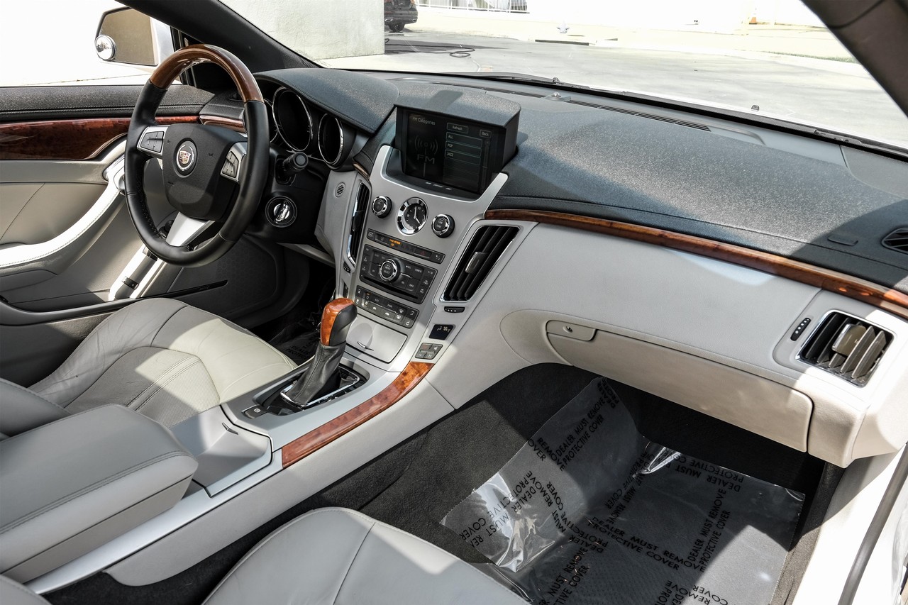 Cadillac CTS Coupe Vehicle Main Gallery Image 13