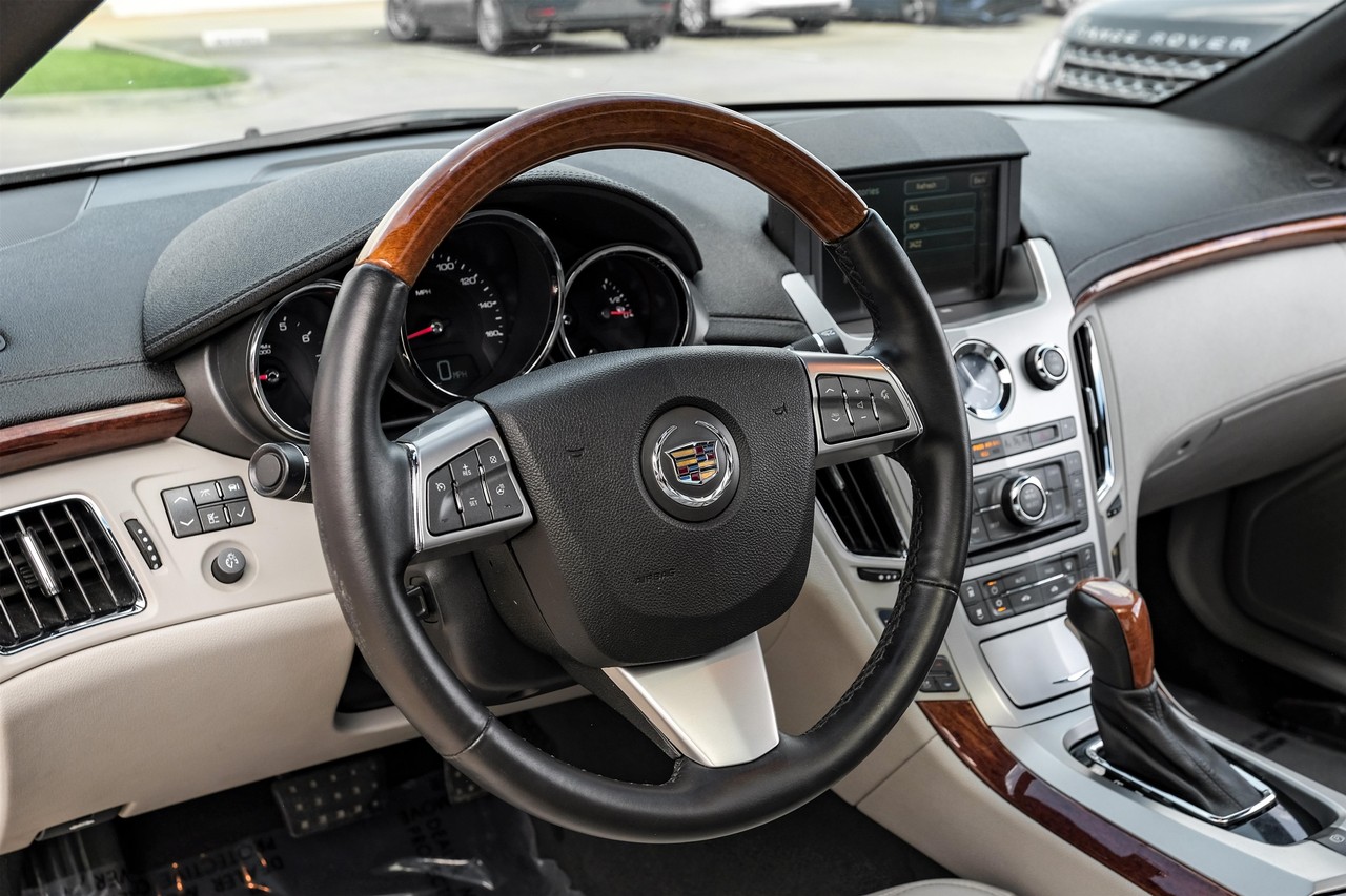 Cadillac CTS Coupe Vehicle Main Gallery Image 14