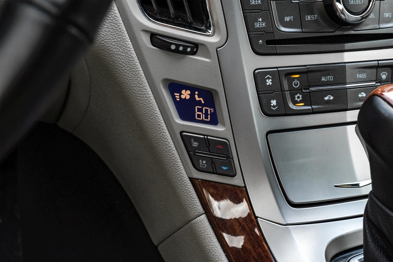 Cadillac CTS Coupe Vehicle Main Gallery Image 26