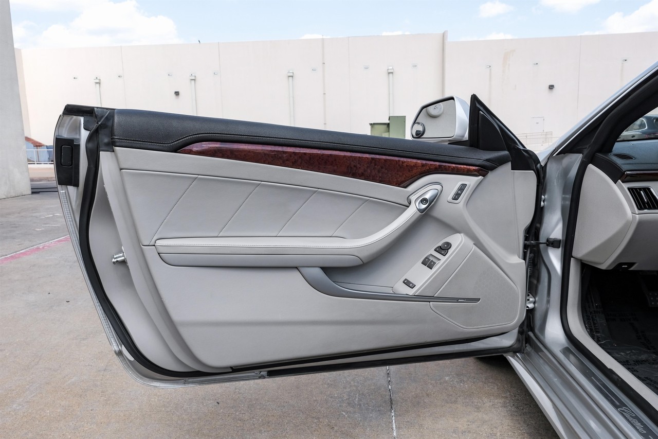 Cadillac CTS Coupe Vehicle Main Gallery Image 37