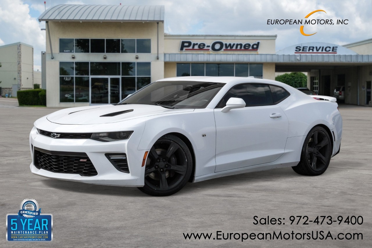 Chevrolet Camaro Vehicle Main Gallery Image 01