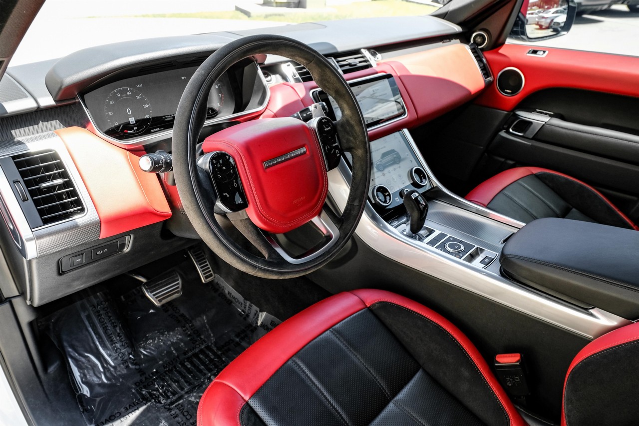 Land Rover Range Rover Sport Vehicle Main Gallery Image 03