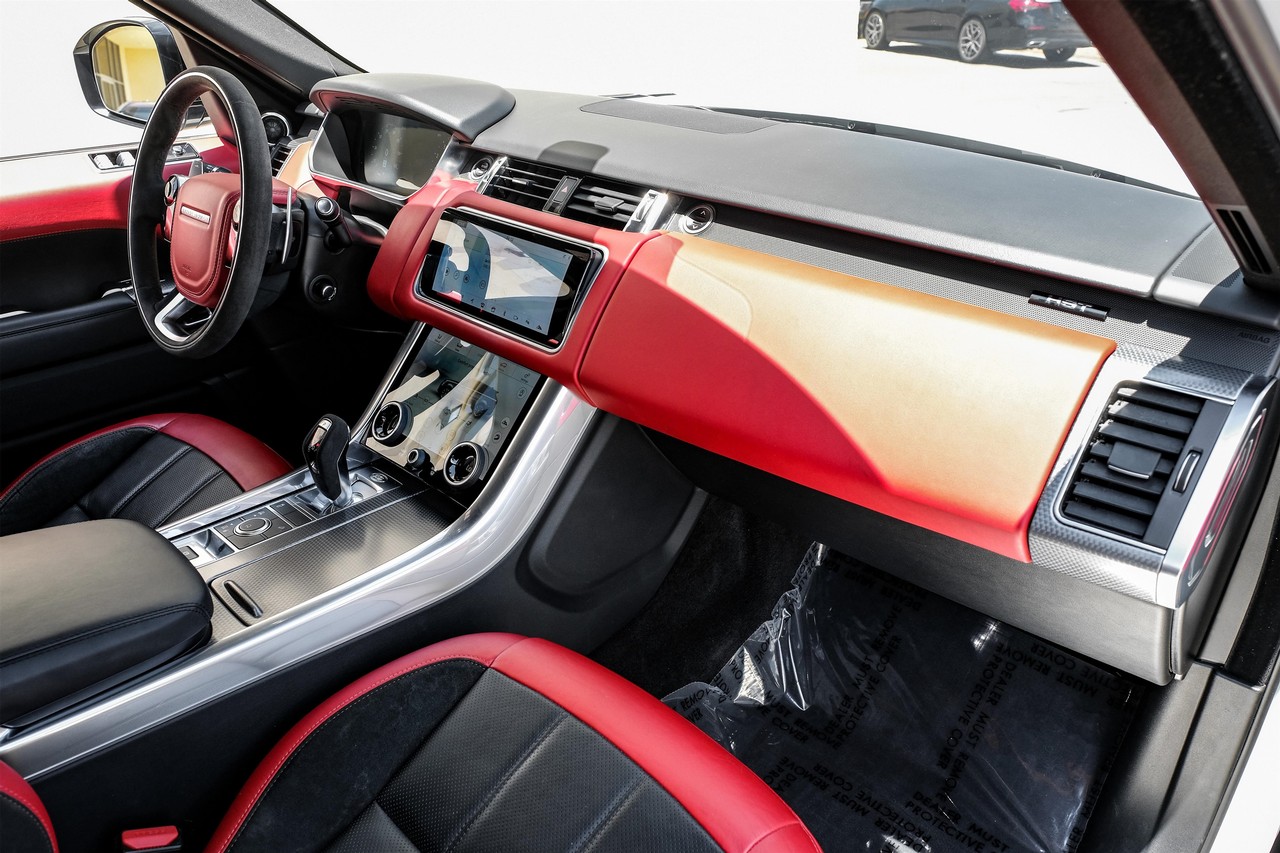 Land Rover Range Rover Sport Vehicle Main Gallery Image 13