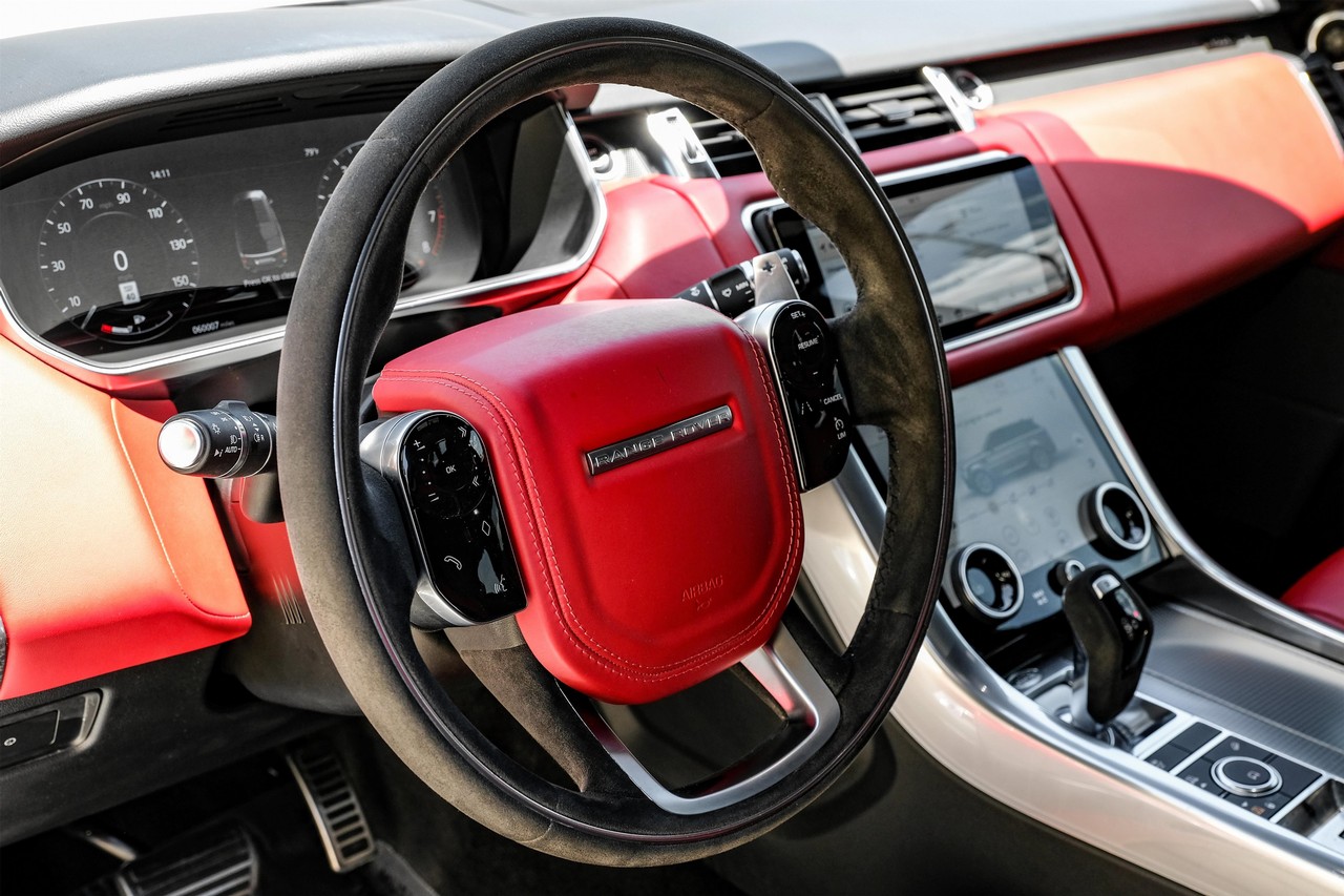 Land Rover Range Rover Sport Vehicle Main Gallery Image 16
