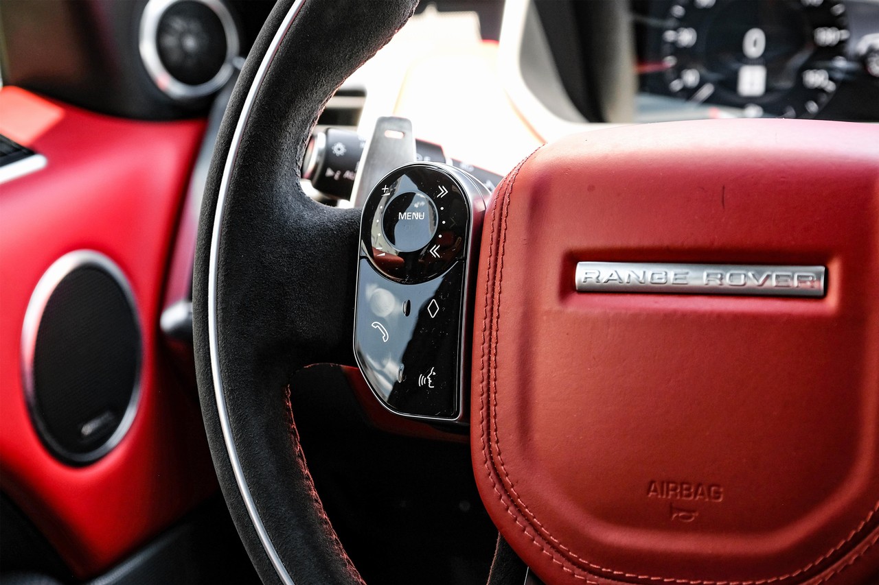 Land Rover Range Rover Sport Vehicle Main Gallery Image 18