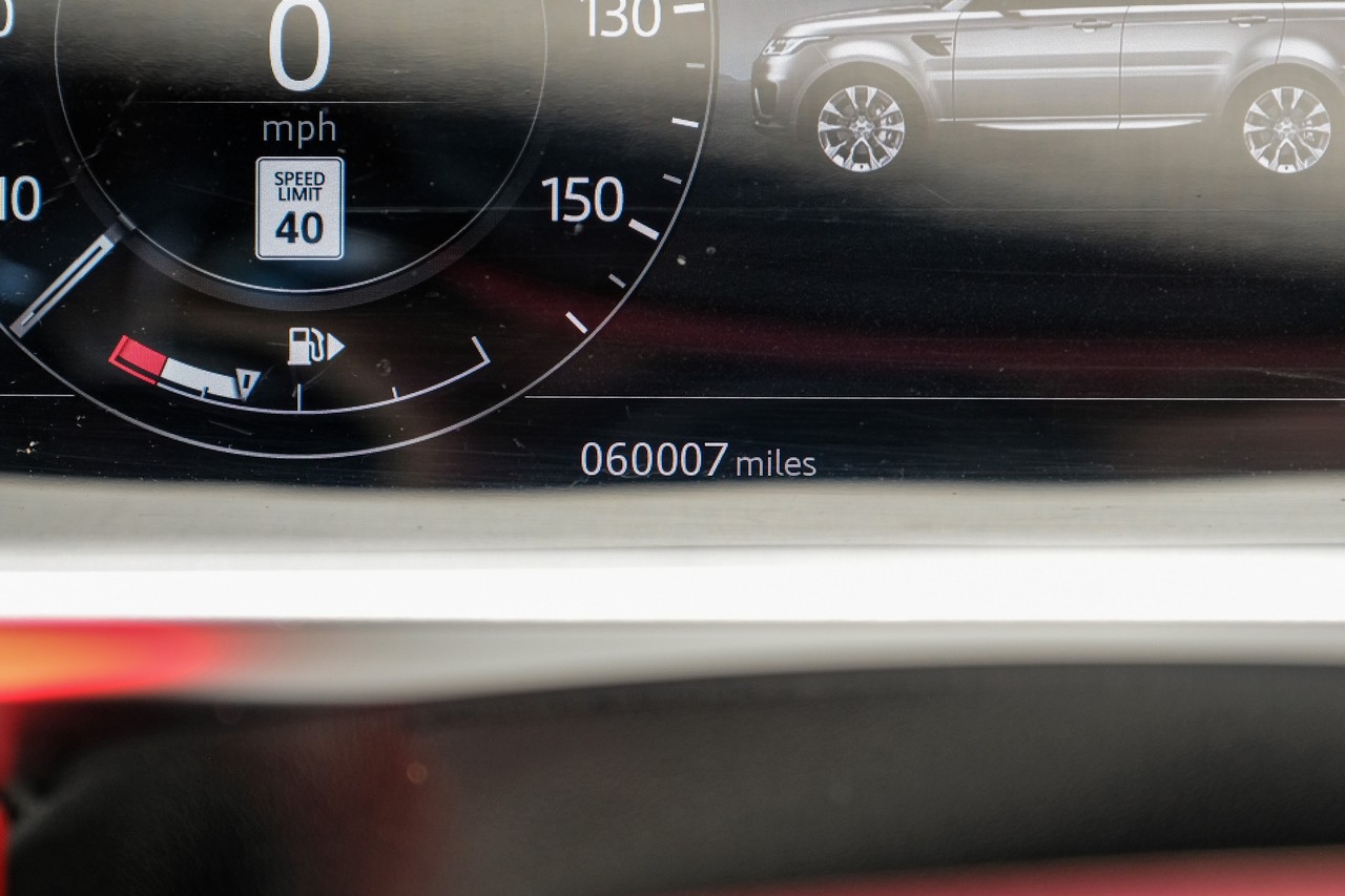 Land Rover Range Rover Sport Vehicle Main Gallery Image 21