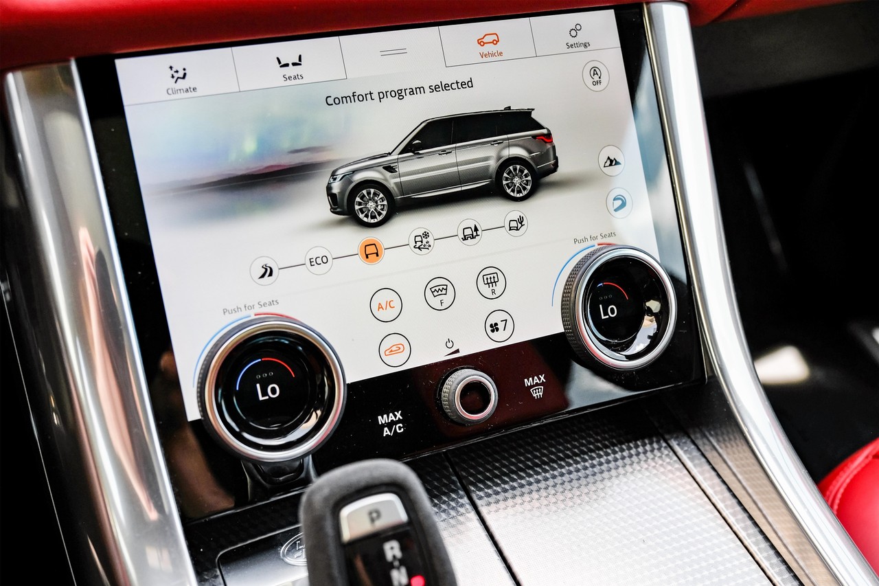 Land Rover Range Rover Sport Vehicle Main Gallery Image 27