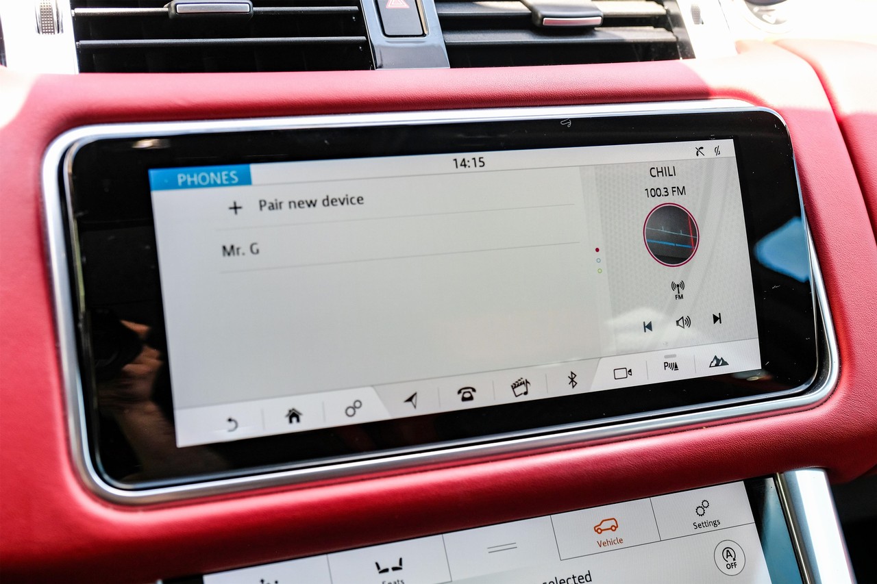 Land Rover Range Rover Sport Vehicle Main Gallery Image 31
