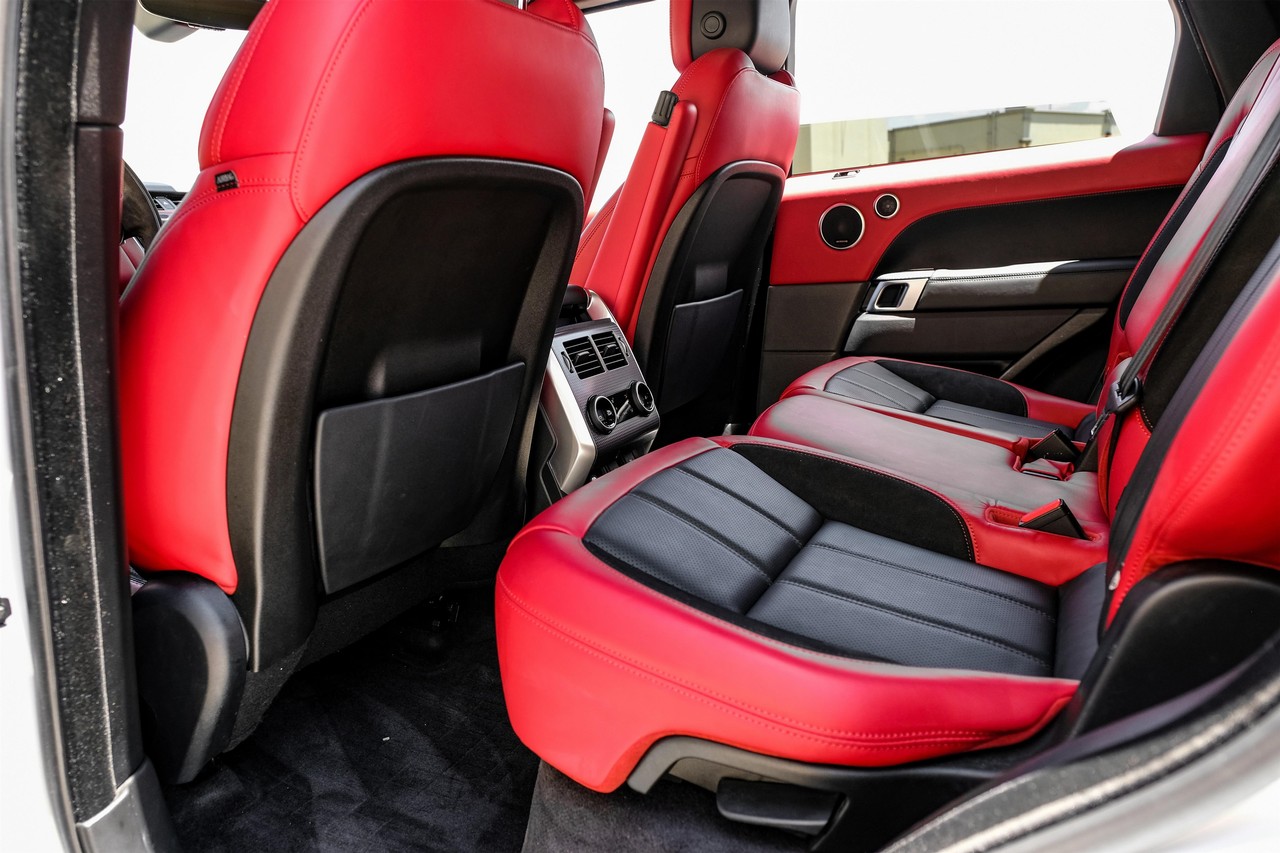 Land Rover Range Rover Sport Vehicle Main Gallery Image 38